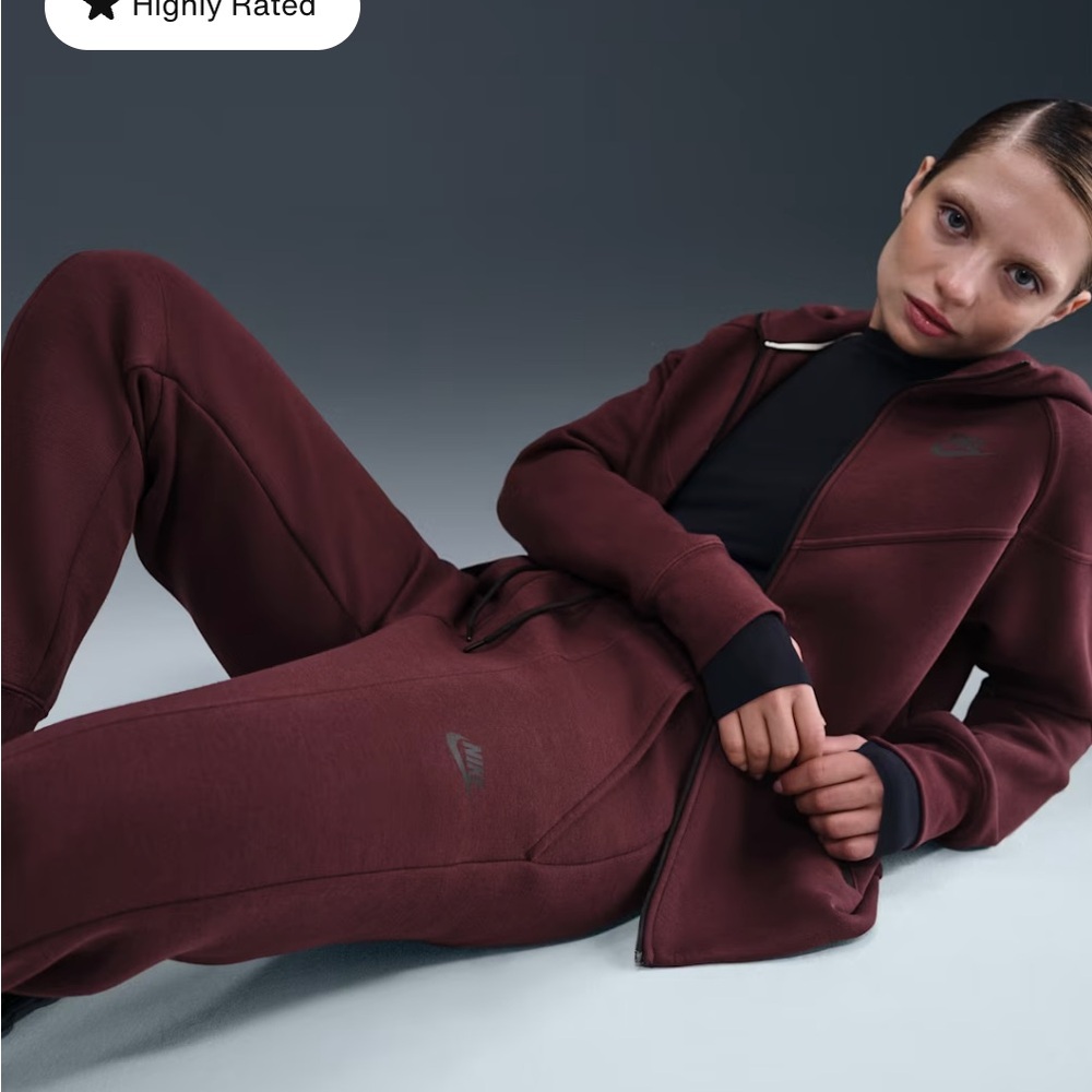 NWT Nike Tech Fleece Joggers